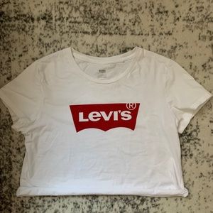 cropped levi’s shirt